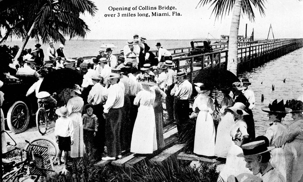 Opening of the Collins Bridge, 1913,  black and white historical photo.